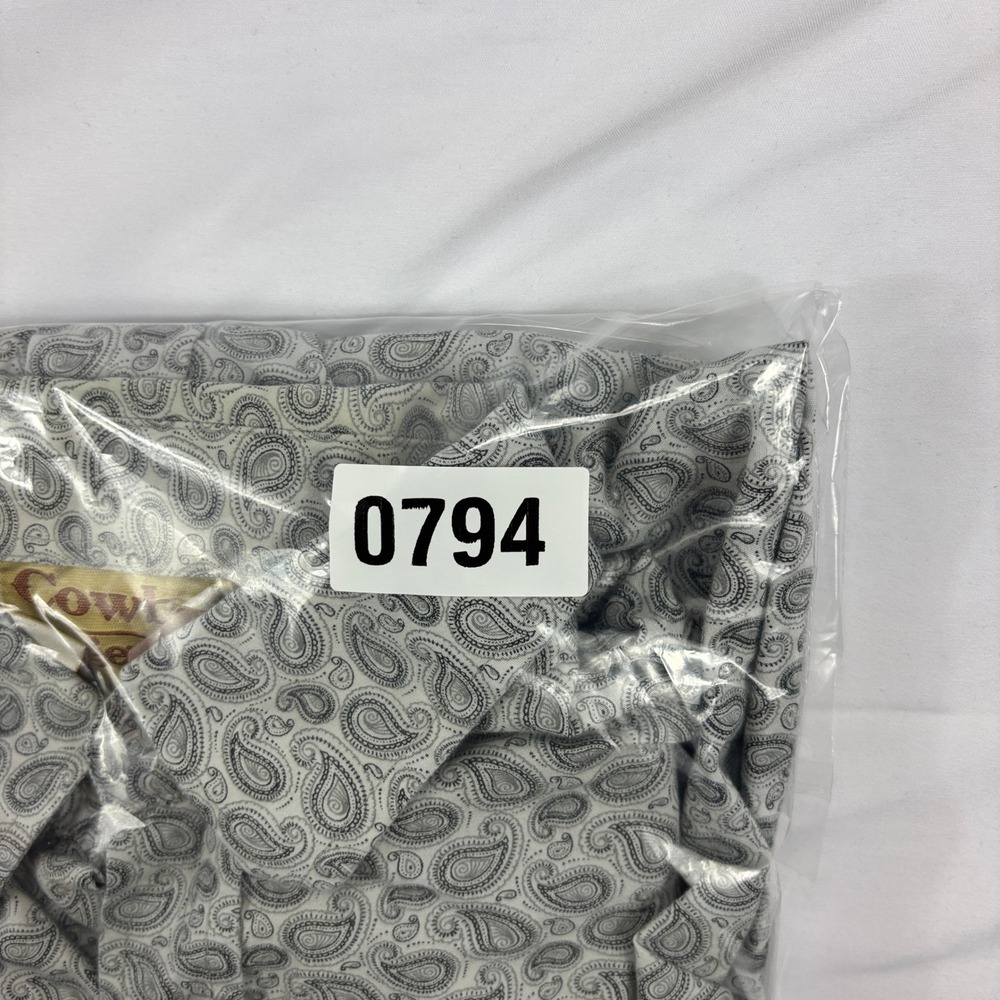 Cowboy Legend Western Shirt Mens XL Gray Paisley Embroidered Snap Button - Picture 8 of 8